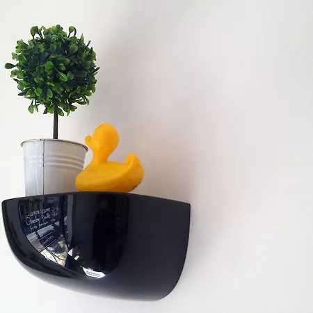 מלון De La Pinede ז'ואן-לה-פינס