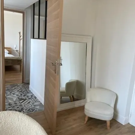 Szálloda De La Pinede 3*