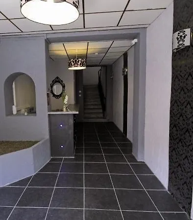 ホテル オテル デ ラ ピネード ジュアン・レ・パン