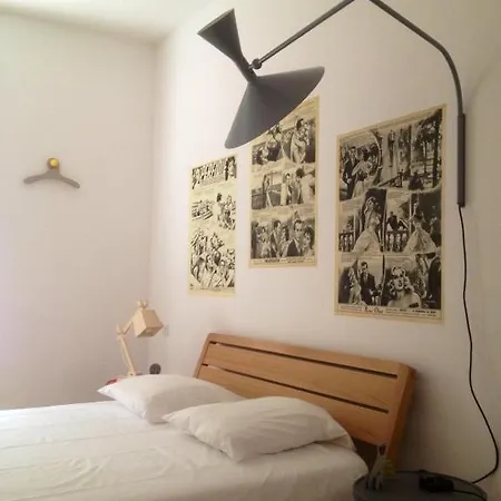 Hotell De La Pinede