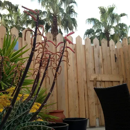 Hotell De La Pinede 3*