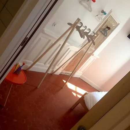 オテル デ ラ ピネード 3*